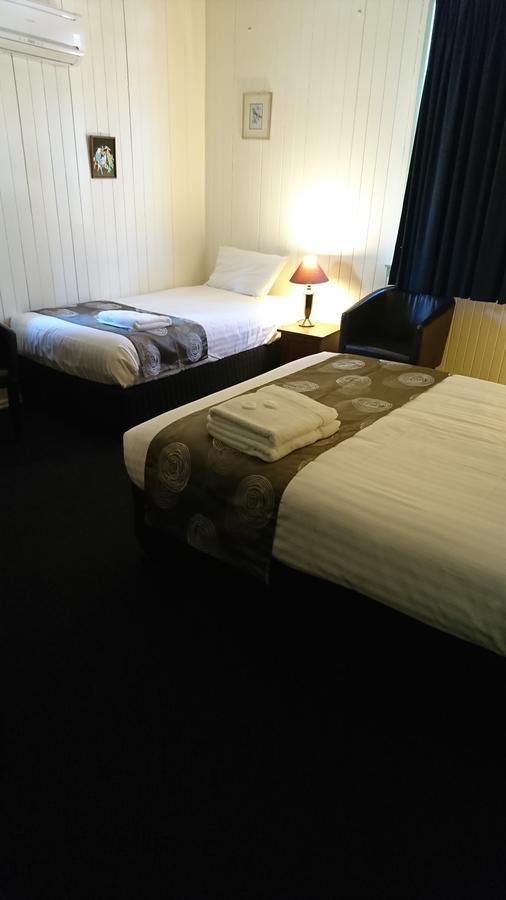Maleny Hotel Luaran gambar